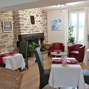 Mirabelle Couette-café Huelgoat