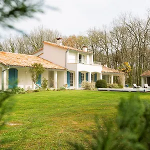 D'hôtes La Courbe Lugan (Tarn)